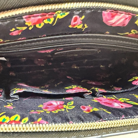 EUC Betsey Johnson Black and White Checkered Clutch With Floral Lining